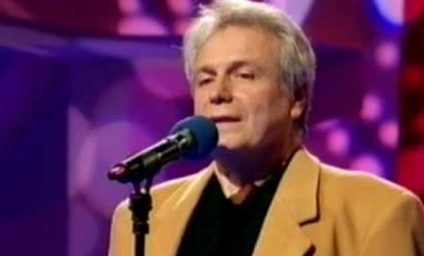 DOLIU ÎN MUZICA ROMÂNEASCĂ | A murit cântăreţul Dorin Anastasiu. A fost câștigătorul “Cerbului de argint” alături de Angela Similea, acum 50 de ani