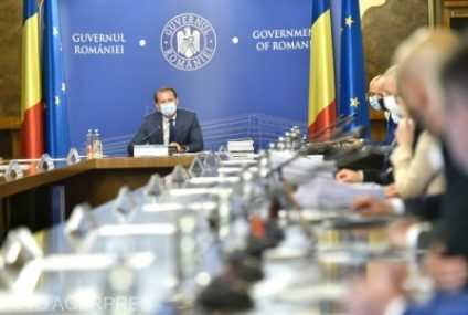 Guvernul a aprobat obligativitatea certificatului COVID pentru acces la anumite activități în localitățile unde incidența infectărilor este mai mare de 3 la mia de locuitori și mai mică sau egală cu 6