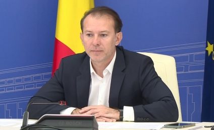 Florin Cîţu: Copiii până la 12 ani nu vor mai fi testaţi ca să intre la activităţi în localităţile cu incidenţă de peste 3 la mie. Accesul în mall-uri este permis doar cu certificatul COVID