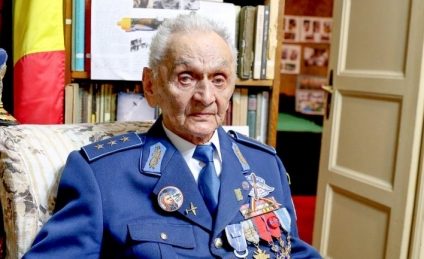 A murit generalul Ion Dobran, ultimul pilot de vânătoare român supravieţuitor al celui de-Al Doilea Război Mondial