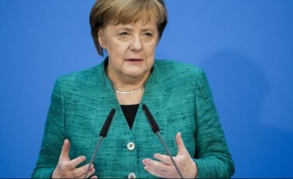 Cancelarul Angela Merkel l-a felicitat pe social-democratul Olaf Scholz pentru succesul la alegerile legislative