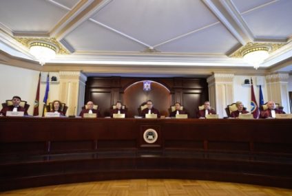CCR va dezbate pe 20 octombrie sesizarea președintelui Senatului, Anca Dragu, privind remanierea miniștrilor
