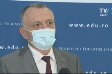 Ministrul Educaţiei, Sorin Cîmpeanu: Studenţii vaccinaţi anti-COVID vor avea prioritate la cazarea în cămine