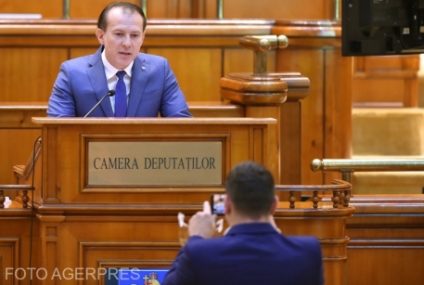 De la premierul care a devenit „oaia neagră atât a dreptei, cât şi a stângii”, la îngrijorări privind agravarea crizei sanitare și perspectivele PNRR – agențiile de presă internaționale relatează despre demiterea Cabinetului Cîțu