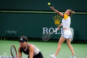 TENIS Simona Halep și Gabriela Ruse s-au calificat spectaculos în proba de dublu, la Indian Wells. Cu cine joacă româncele astăzi