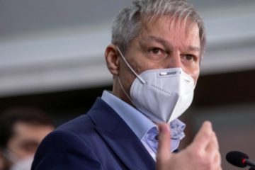 Dacian Cioloș: Ideea că se câștigă timp printr-o astfel de nominalizare este o greșeală profundă. Nu ne permitem să tărăgănăm decizii măsurând cu șublerul ce avantaje ne ies dacă speculăm momentul