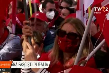 Zeci de mii de italieni au demonstrat în marile oraşe împotriva fascismului