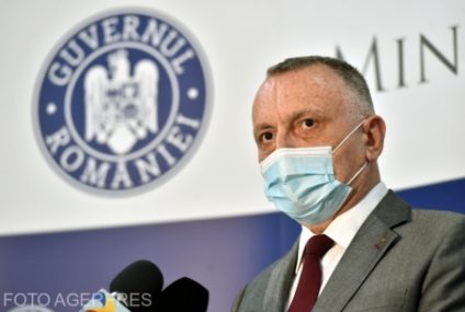 Ministrul Educației: Articolul din hotărârea de guvern care suspendă prezența fizică în școlile private, omis. Se poate completa hotărârea