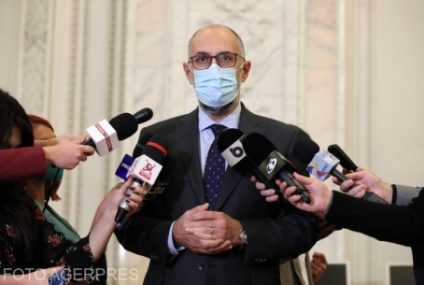 Kelemen Hunor: UDMR va continua munca împreună cu PNL într-un guvern minoritar. „Suntem conştienţi de faptul că astăzi încă nu există majoritate pentru învestirea guvernului în Parlament, dar considerăm că este important să fim consecvenţi”