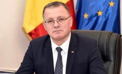 Ministrul interimar al Agriculturii, Adrian Oros, a demisionat din grupul PNL de la Senat. Este al nouălea parlamentar care părăsește grupul PNL