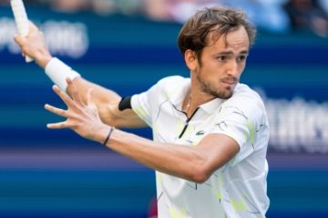 Tenis: Daniil Medvedev, calificat în sferturile de finală la turneul ATP Masters 1.000 de la Paris