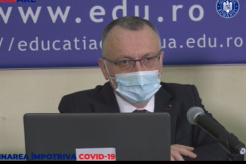 Ministerul Educaţiei va propune: în localităţile în care rata de incidenţă este mai mică de 3 la mie, școala să se deschidă cu prezență fizică