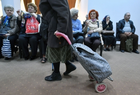 pensionarii-au-anuntat-un-protest,-joi,-la-sediile-ministerului-muncii-si-presedintiei-romaniei