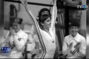 „Zeița de la Montreal” împlinește 60 de ani. La 14 ani, Nadia Comăneci învingea computerul olimpic cu primul 10 din istorie și devenea simbolul perfecțiunii în 