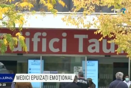 Medicii spanioli sunt epuizaţi. Pacienţii aşteaptă cu lunile pentru consultaţii