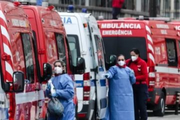 Premierul Portugaliei avertizează că ar putea fi reintroduse unele restricţii, ca urmare a creşterii cazurilor de coronavirus