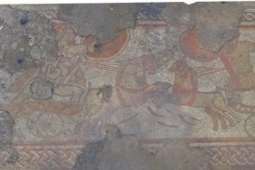 Un mozaic din perioada romană, reprezentând o bătălie din Războiul Troian, a fost descoperit în Marea Britanie