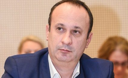 Adrian Câciu, ministrul Finanțelor: Salariile din sănătate și din întreg sistemul bugetar, pensiile și toate drepturile cetățenilor vor fi plătite fără probleme până la sfârșitul anului