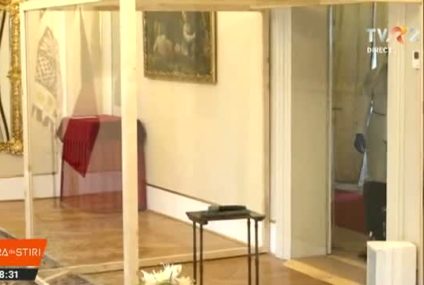 Cehia: Milos Zeman, infectat cu SARS-CoV-2, l-a numit, dintr-o cabină de plexiglas, pe liderul opoziţiei Fiala în funcţia de premier