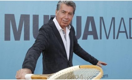 A murit fostul mare jucător de tenis Manolo Santana. Simona Halep: Am pierdut o legendă a tenisului și un mare om