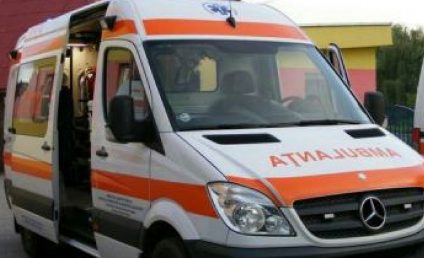 Galaţi: Ambulanţier înjunghiat de un pacient