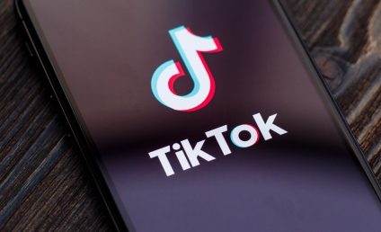 TikTok depăşeşte Google în clasamentul celor mai populare domenii web în 2021