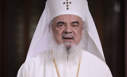 Patriarhul Daniel, mesaj de Anul Nou 2022: Adresăm tuturor doriri de sănătate şi fericire, pace şi bucurie