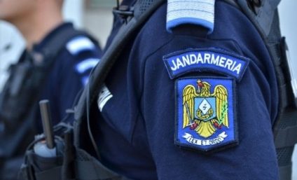 Peste 25.000 de poliţişti, jandarmi şi pompieri vor acţiona, zilnic, în perioada Revelionului