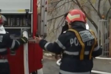 Incendiu într-un bloc din municipiul Botoşani. 39 de persoane s-au autoevacuat