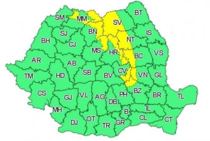 Cod galben de vânt puternic în zona Carpaţilor Orientali, până luni dimineaţa