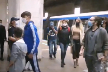 Metrorex: Cei care nu poartă mască de protecție pot fi sancționați contravențional doar de către organele de ordine publică