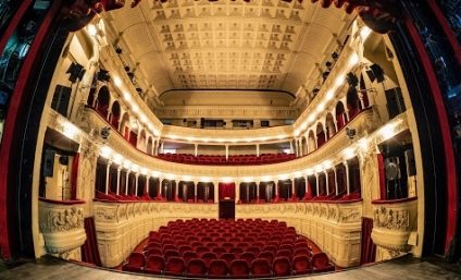 Teatrele bucureştene îşi reiau activitatea cu primele spectacole din 2022