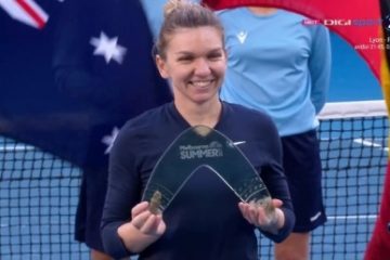 TENIS Simona Halep a câştigat turneul Melbourne Summer Set 1, al 23-lea din carieră. Fostul ei antrenor Darren Cahill a fost prezent la meci