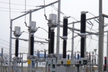 Plafonul la energie electrică şi la gaz va scădea, iar limita de consum va creşte, a anunțat premierul Nicolae Ciucă. Facturile emise greşit vor fi stornate