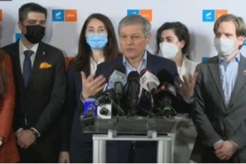 Dacian Cioloș: Atâta vreme cât n-am avut în Biroul Național susținere pentru planul de reformă, am considerat firesc și de bun simț să-mi prezint demisia. Rămân în continuare în USR