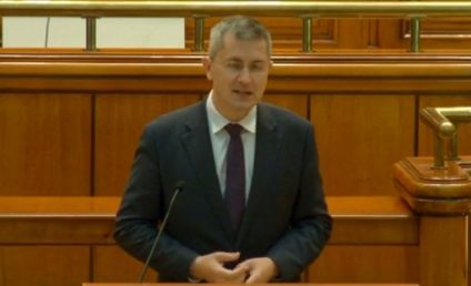 Barna, despre proiectul de modificare a Regulamentului Camerei Deputaţilor: Se foloseşte din nou un pretext al violenţei domnului Simion, pentru a se încerca blocarea transparenţei