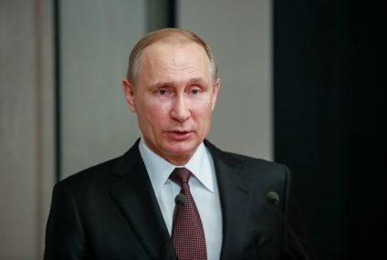 Putin a cerut recunoașterea internațională a Crimeei ca parte a Rusiei, încetarea aderării Ucrainei la NATO și oprirea tranurilor de arme acolo. «Rusia va acorda sprijin militar „republicilor” Doneţk şi Lugansk»