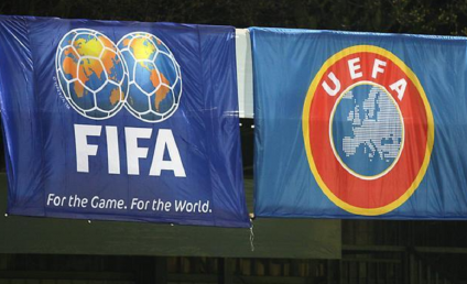 FIFA şi UEFA suspendă cluburile şi echipele naţionale din Rusia din toate competițiile internaționale