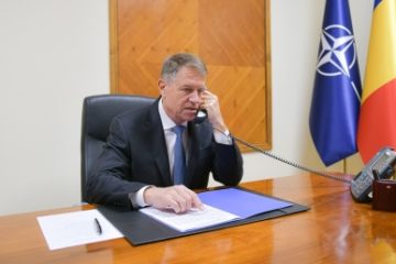 Klaus Iohannis a avut o convorbire telefonică cu președintele Azerbaidjanului Ilham Aliyev: Am discutat despre consolidarea cooperării noastre energetice