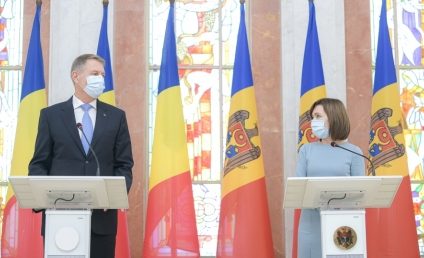 Președintele Klaus Iohannis și premierul Nicolae Ciucă efectuează astăzi o vizită oficială în Republica Moldova