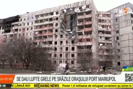 A 25-a zi de război în Ucraina | O școală din Mariupol unde se adăposteau 400 de civili a fost  bombardată. Zelenski: Dacă negocierile cu Rusia eșuează, vom avea al treilea război mondial