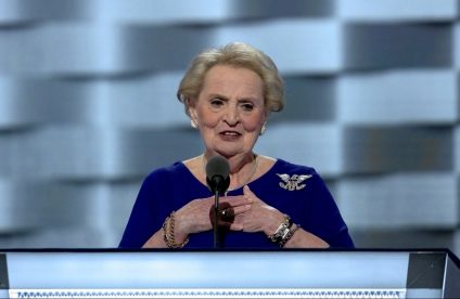 A murit Madeleine Albright, prima femeie secretar de stat în SUA