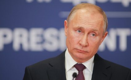 Vladimir Putin a semnat o lege care pedepsește „informațiile false” privind acțiunea Moscovei în străinătate