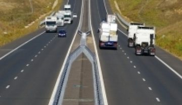 Lege promulgată: 120 km/h, limita maximă de viteză pe drumurile expres în afara localităţilor