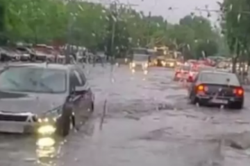 Inundații în Capitală. Mai multe linii de autobuze au fost deviate