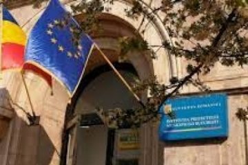 Scandalul dintre prefect şi primar continuă. Toni Greblă îl ironizează pe Nicuşor Dan: să comunice şi cu ajutorul telefonului