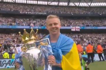 Ucraineanul Oleksandr Zincenko le-a dedicat compatrioţilor săi trofeul câştigat cu Manchester City în Premier League