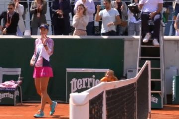 Tenis: Irina Begu s-a calificat în turul al doilea la Roland Garros după un meci care s-a desfășurat în două zile