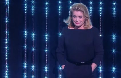 Eterna divă Catherine Deneuve va fi recompensată cu Leul de Aur pentru întreaga carieră la Festivalul de la Veneția