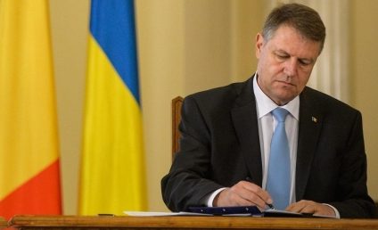 Iohannis a promulgat legea prin care Codul penal sancționează și incitarea la ură pentru apartenență politică